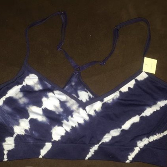 Victoria's Secret / Pink Other - NEW! VICTORIA'S SECRET / PINK BRALETTE SIZE: LARGE Victoria's Secret / Pink Other - NEW! VICTORIA'S SECRET / PINK BRALETTE SIZE: LARGE